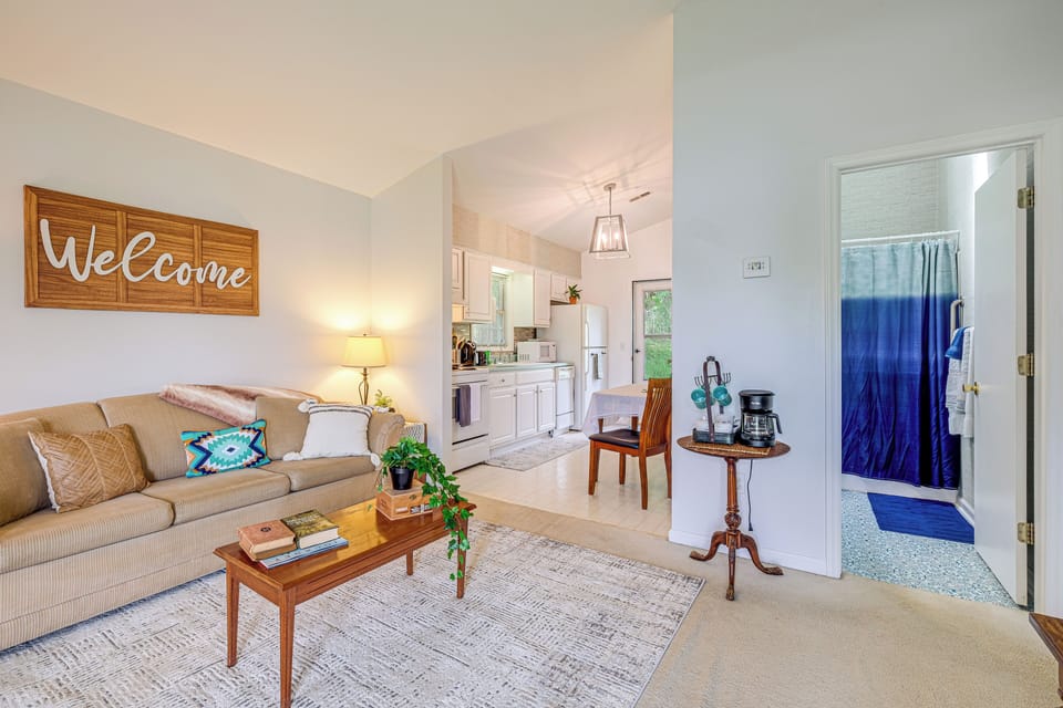 Living Room | Single-Story Home | Central Heating