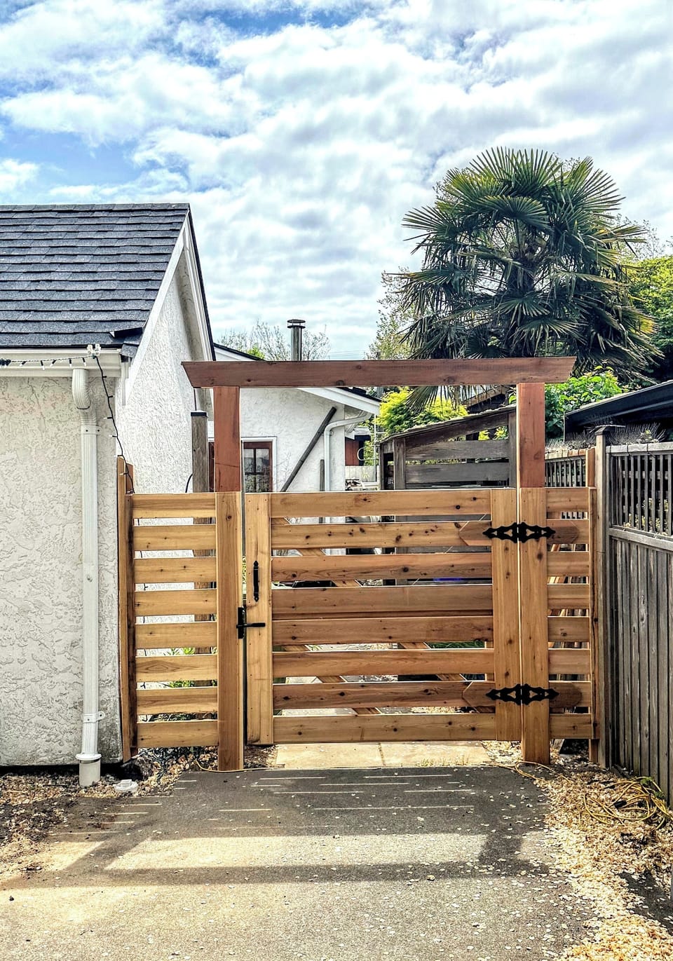 Driveway/gate