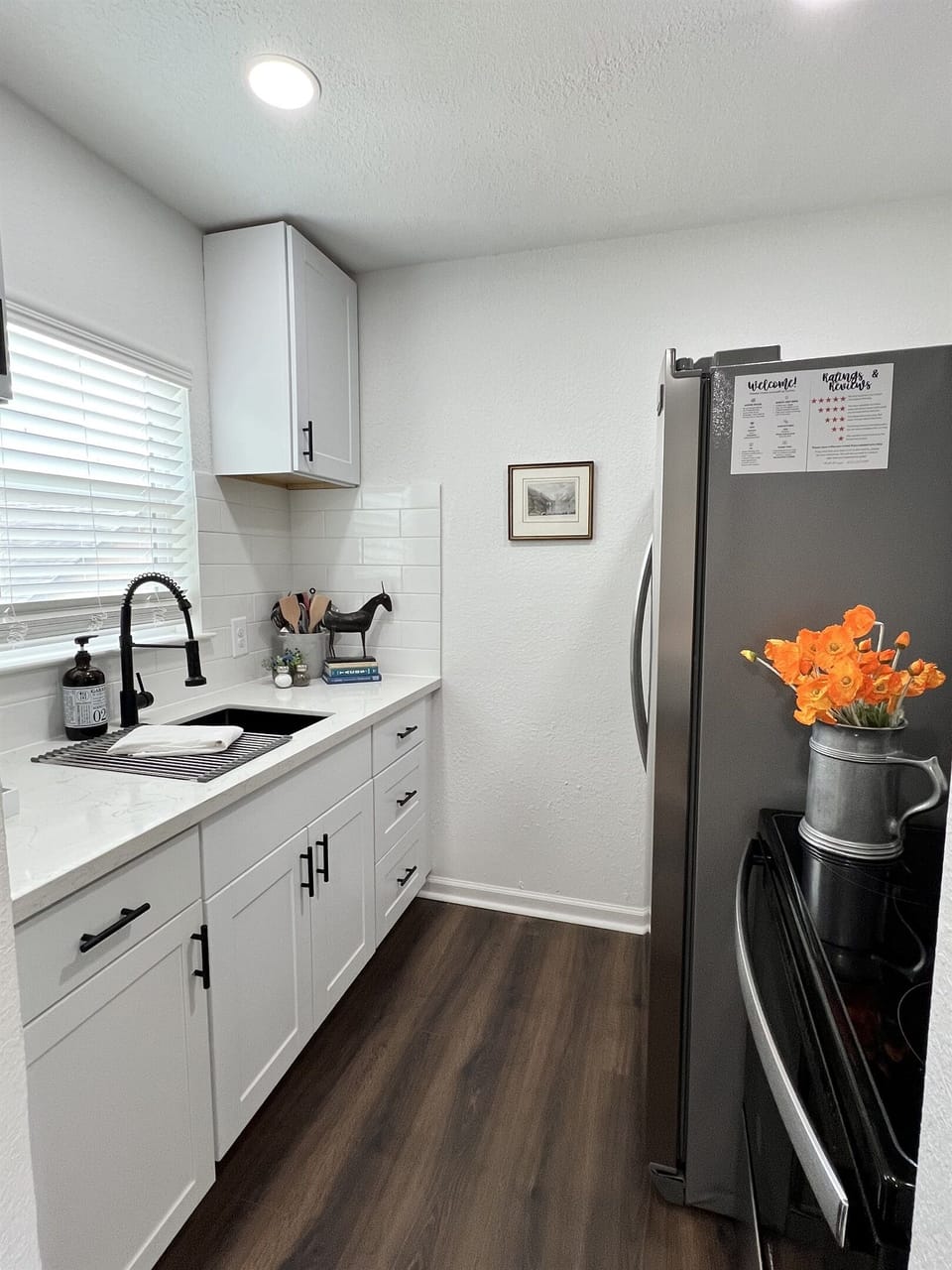 The kitchen has all you will need to prepare you food.