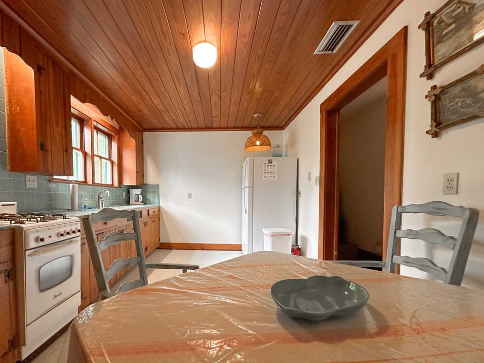 Closed cabinets give the kitchen a clean and uncluttered look.