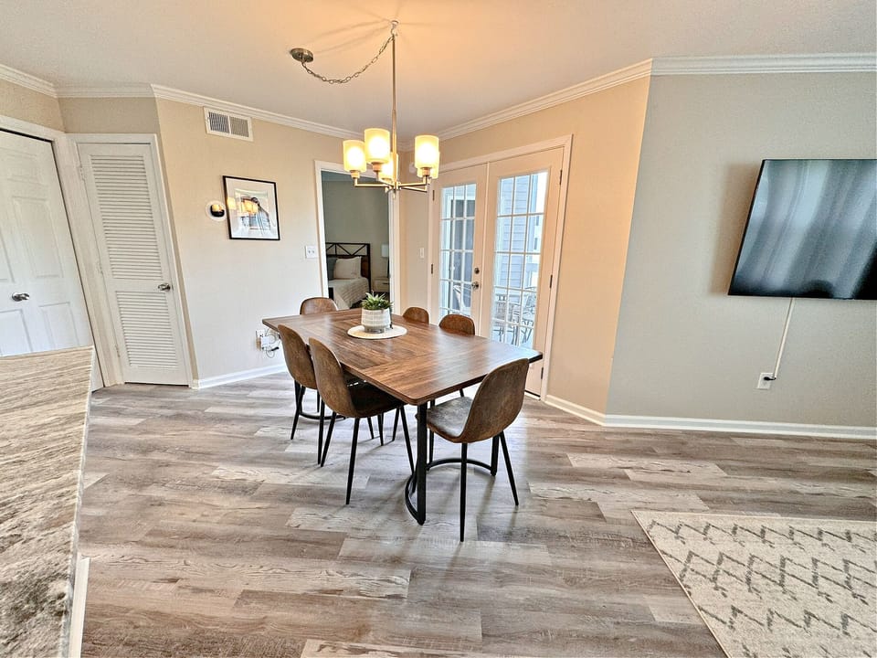 Dining seating for 8.