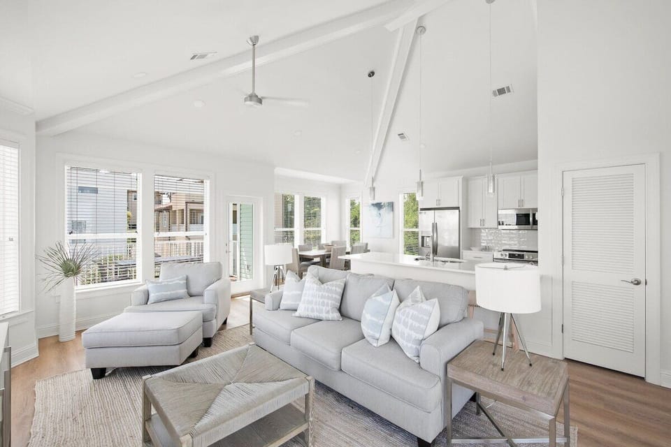 Third Floor: Living Area