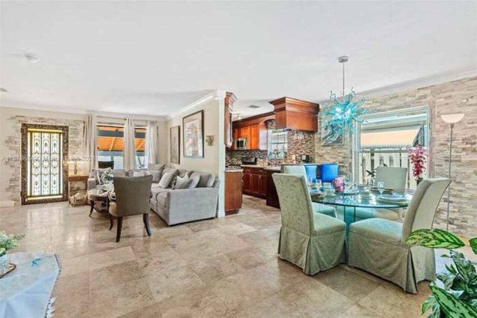 Welcome to our modern comfortable living room, bathed In natural light with plush seating, creating a bright and cherry ambience, perfect for entertaining or unwinding. With its open concept design, you`ll feel so comfortable and at home you won`t wa
