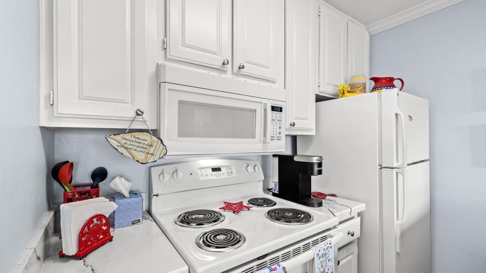 Nice clean kitchen appliances.