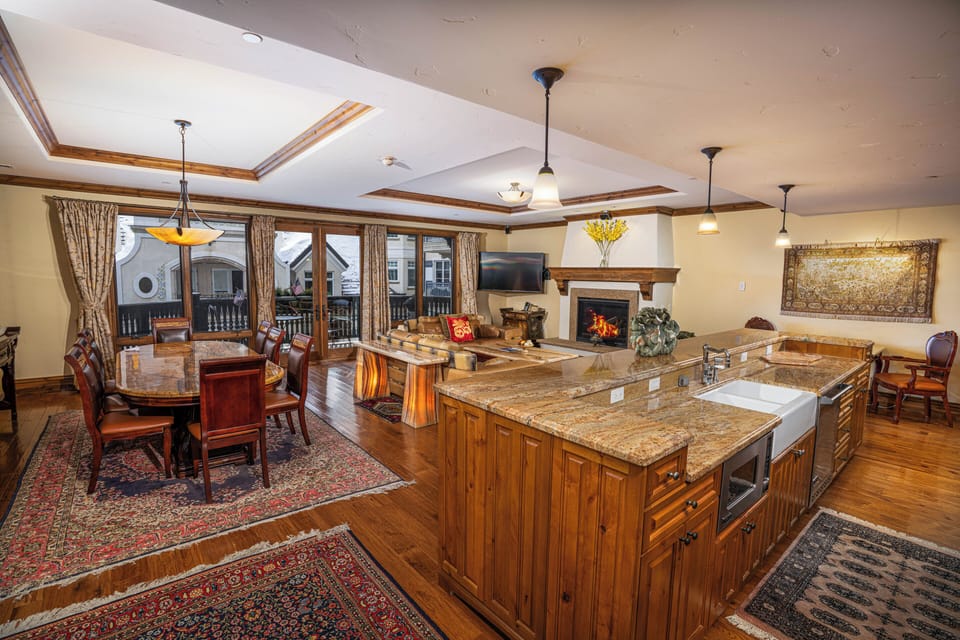 Arrabelle 343 - Living 1