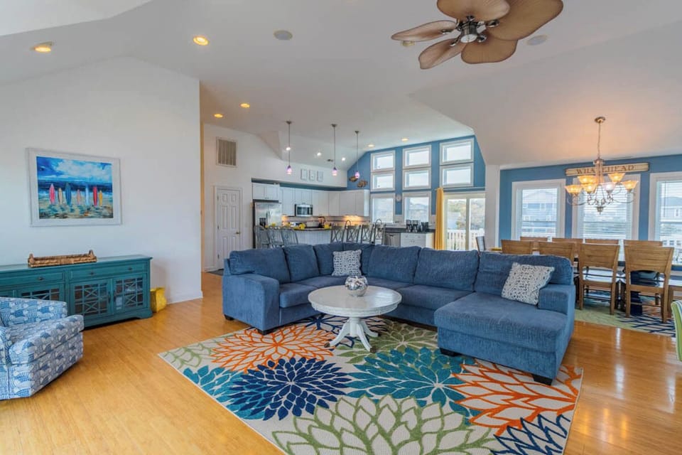 Top Level Living Area