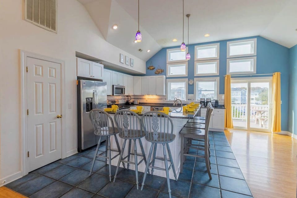 Top Level Kitchen