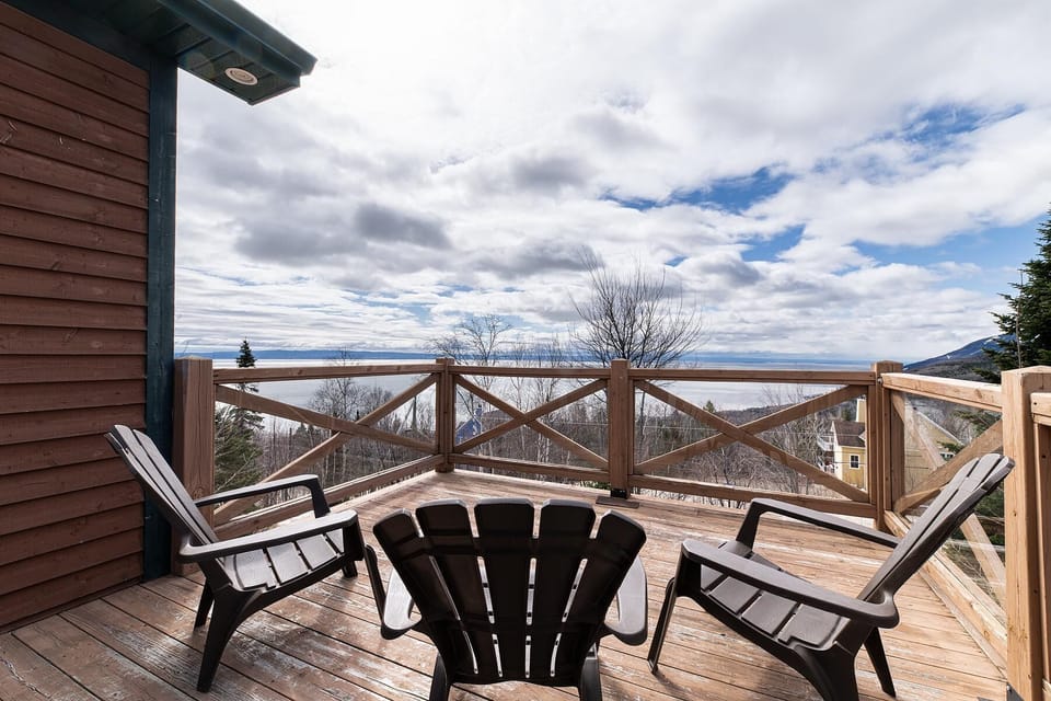 Breathe in the fresh air, and let the view steal your heart.