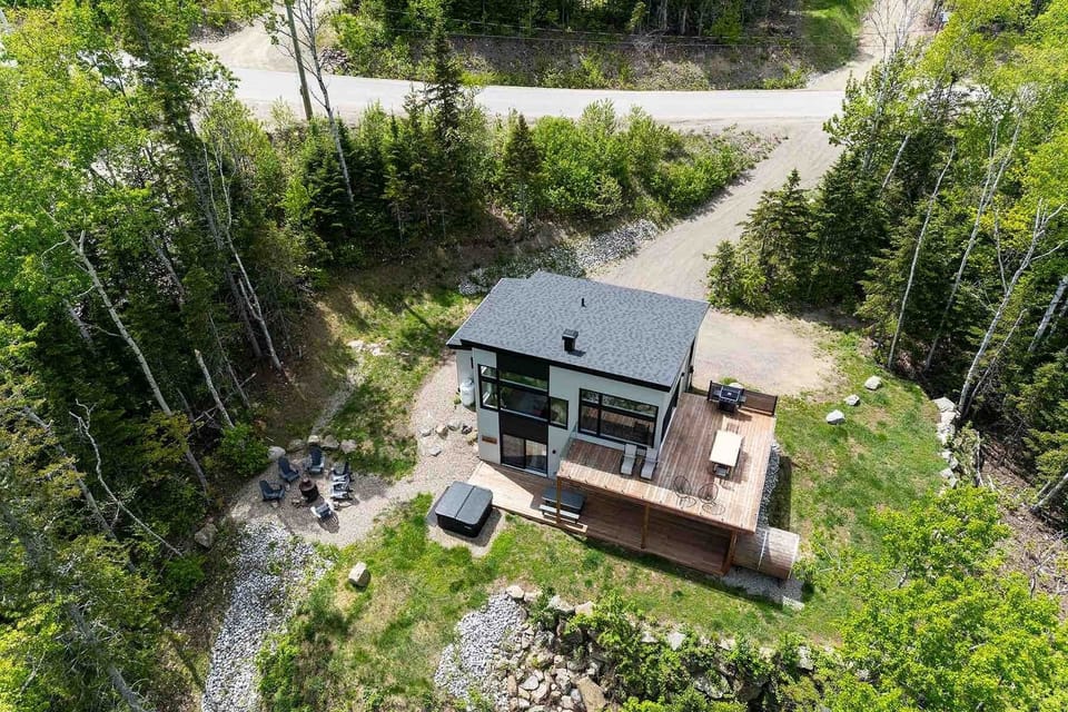 Your mountain escape, where nature is your backyard.