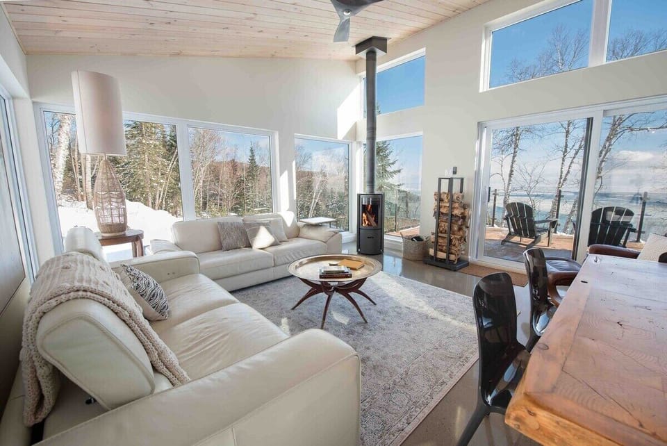 A place to settle in, with a view that keeps you inspired.