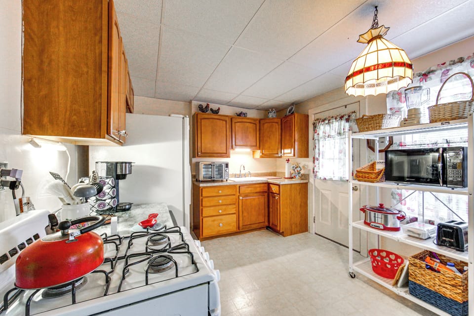 Kitchen | Cooking Basics | Keurig | 1st Floor