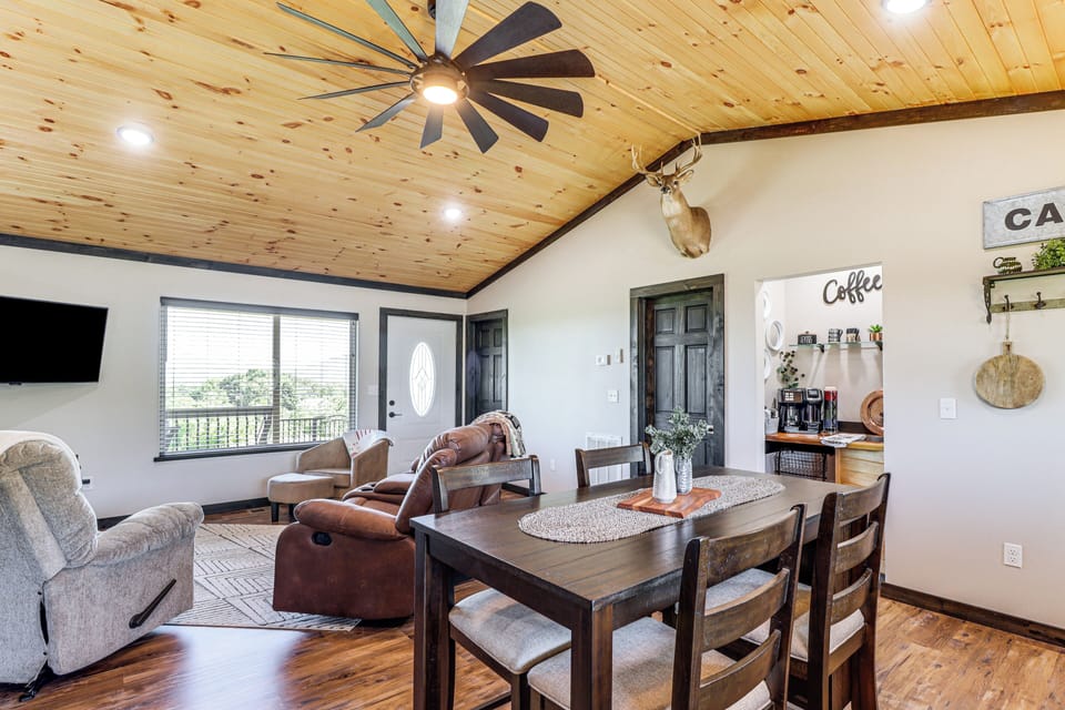 Dining Area | Dishware/Flatware