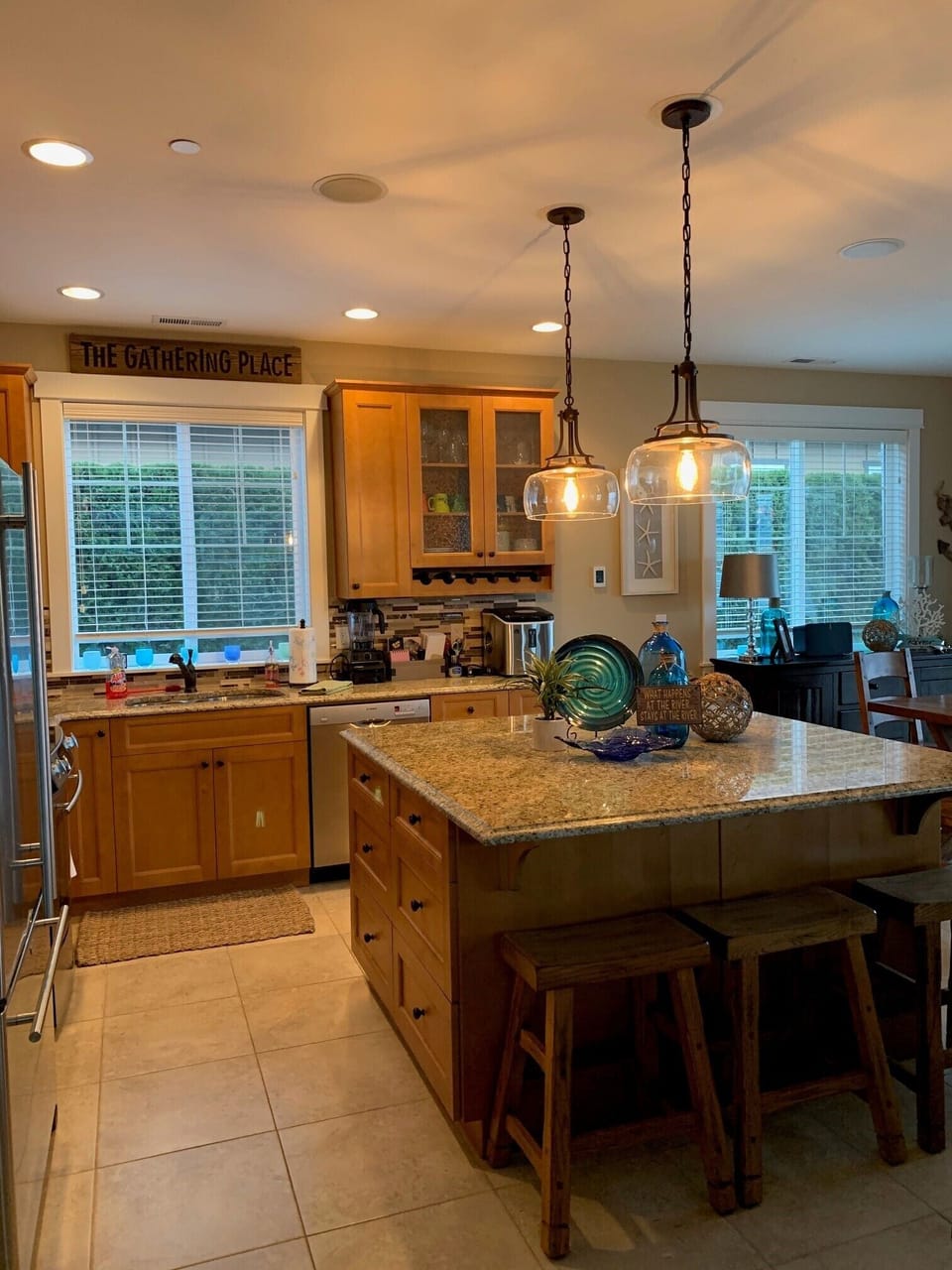 Kitchen Island with seating
