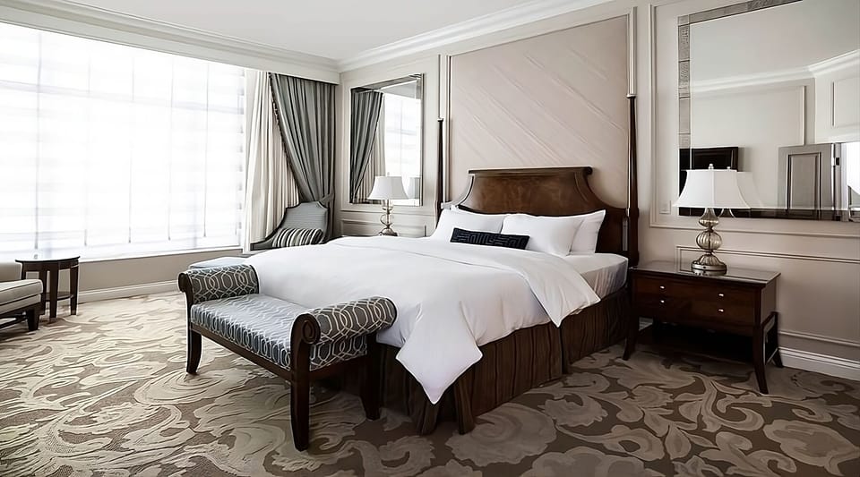 Unit with King size bed