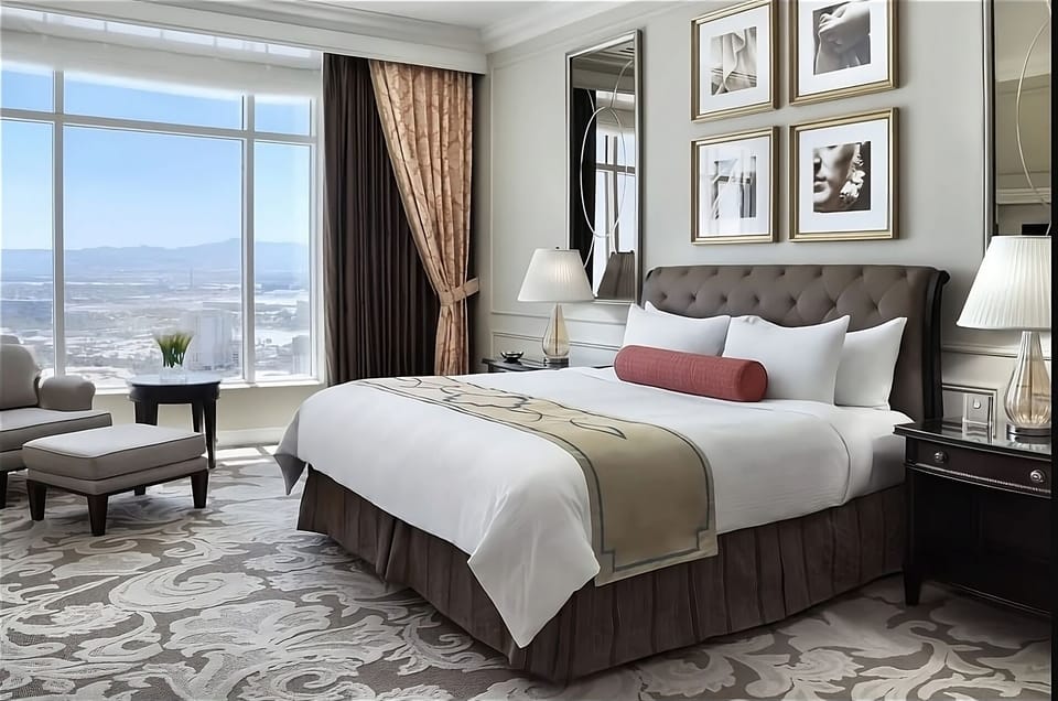 Unit with King size bed