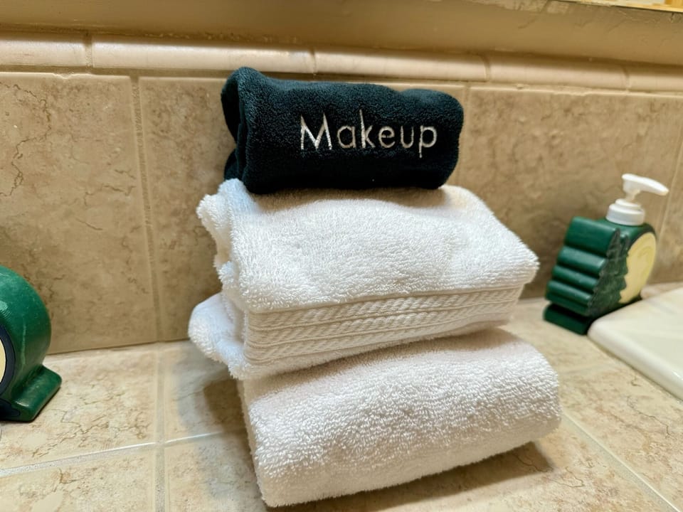 Bathroom amenities