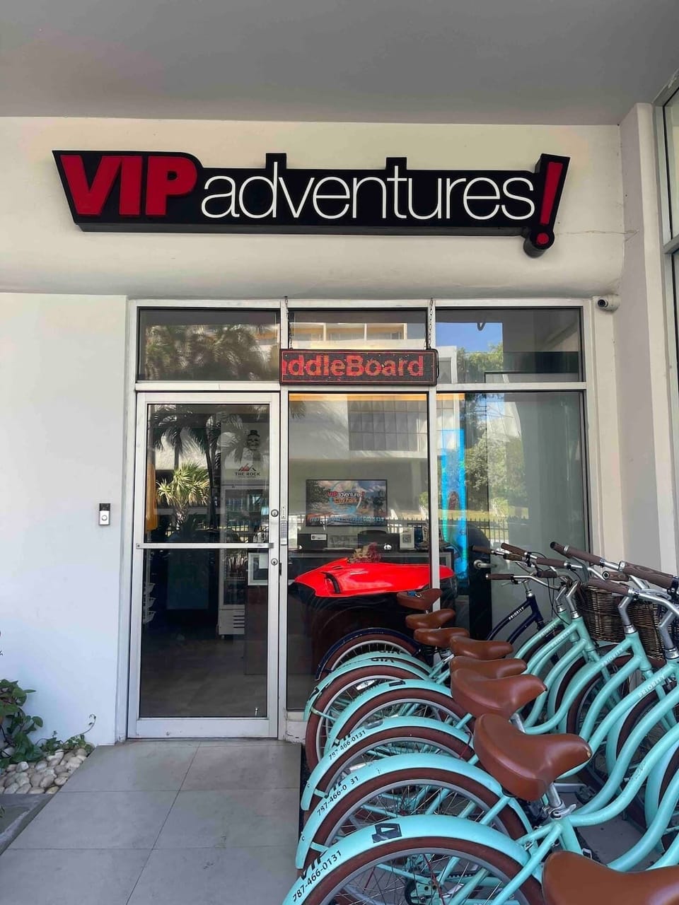 On our first floor, you have the exciting opportunity to rent a variety of outdoor recreational equipment, including kayaks, paddleboards, bikes, and snorkels!