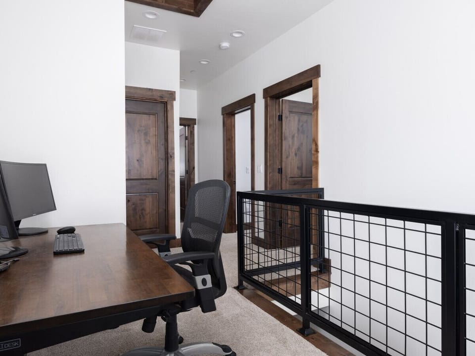 Upstairs Office Nook