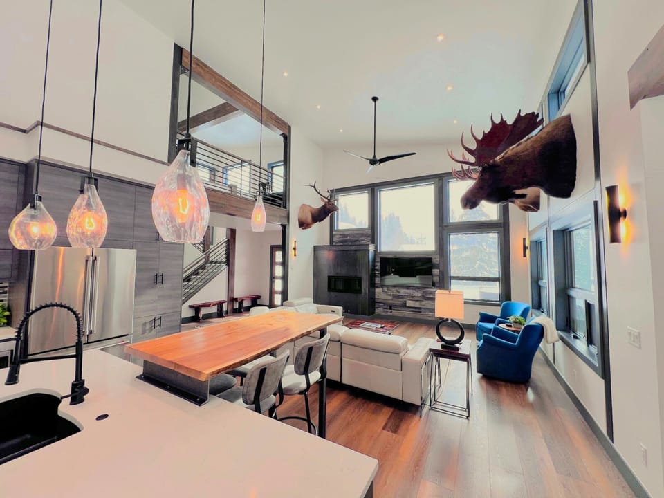 The large open floor plan still has an intimate feel to it with warm lighting and many special features