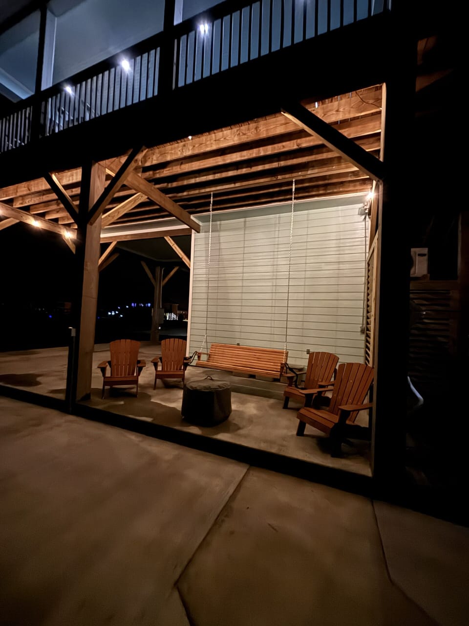 Outdoor lower patio