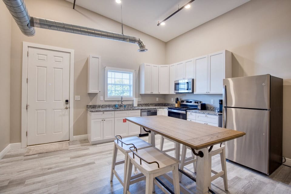 Enjoy Home Cooked meals at our luxurious dining table with seating for four. Enjoy your fresh catch of Redfish, Trout, Snapper, Tuna and more from Charter Fishing the Mississippi Gulf Coast.