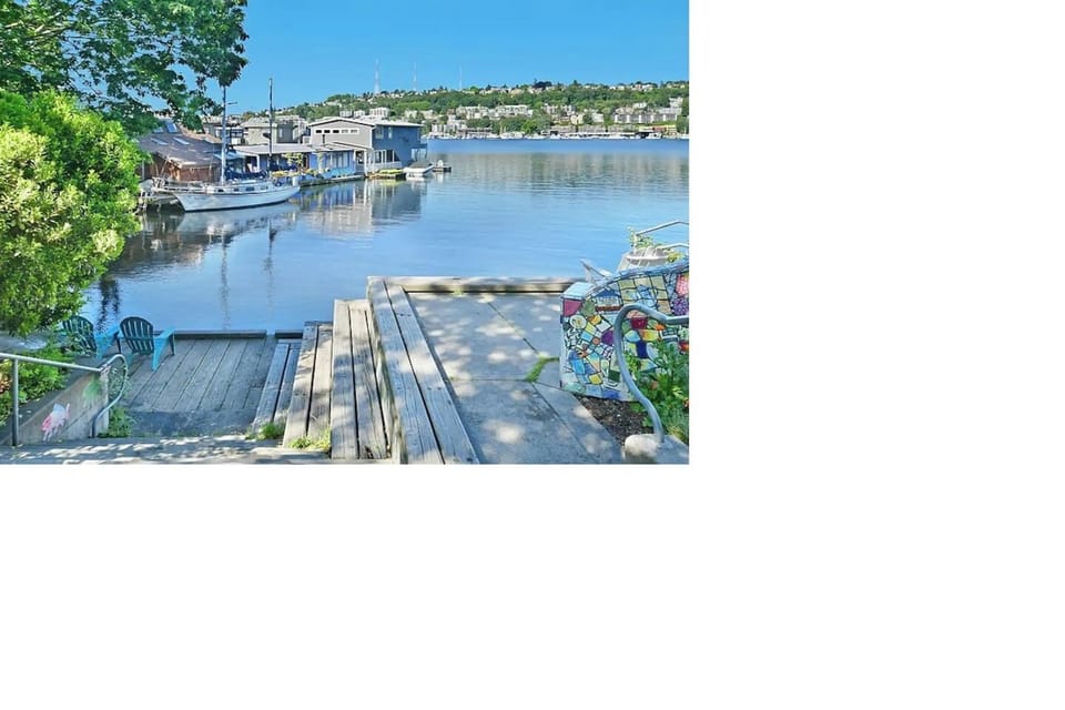 Lake access and tiny park only steps away (just across the small street)!
