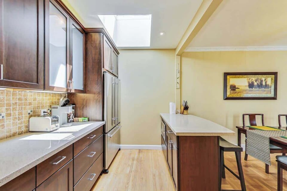 Kitchen with Island
