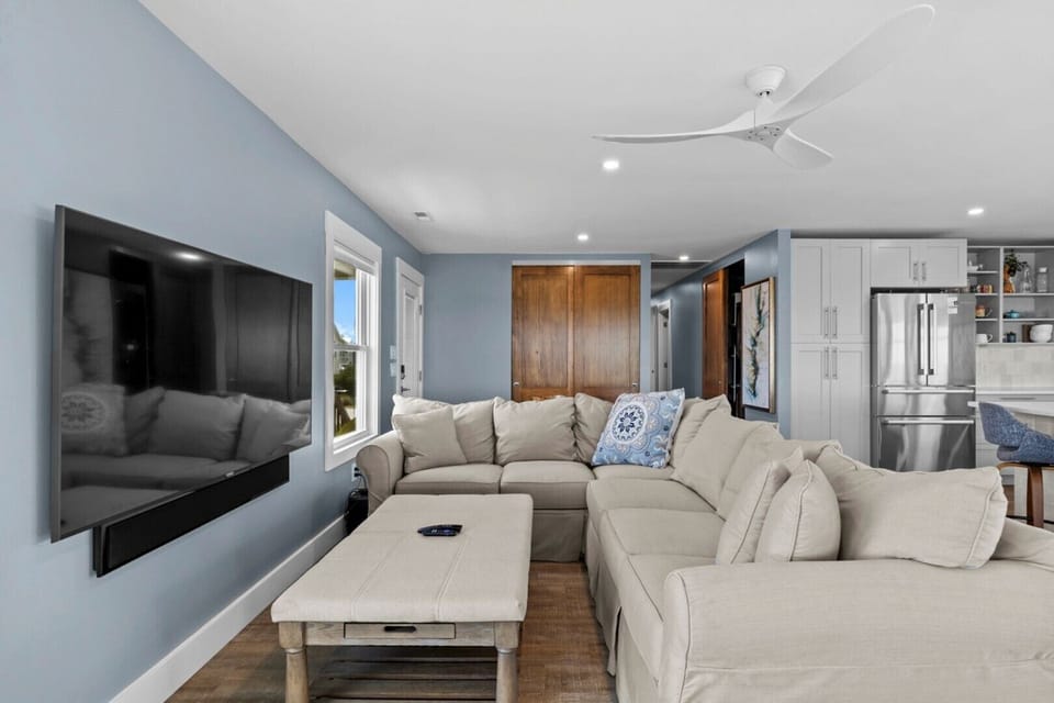13                    Living Area with 70 in Smart Tv