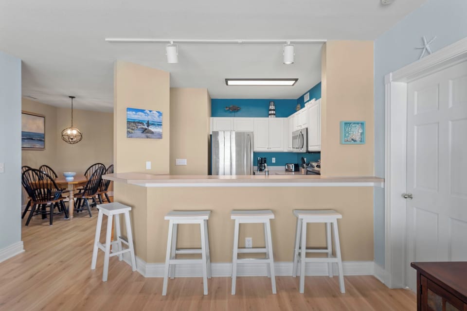 WR5H: Serenitee | Kitchen