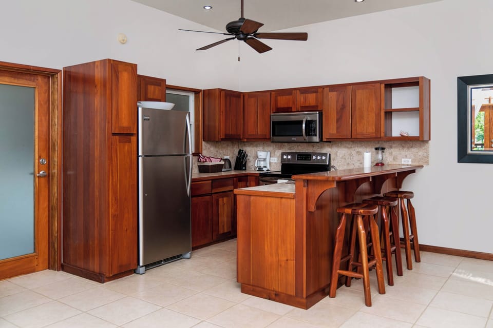Kitchen barstool seating