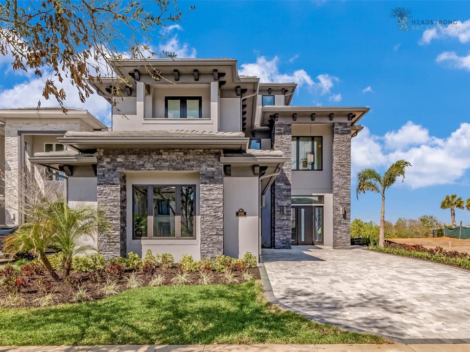 Plenty of windows ensure a bright stay for your entire family.