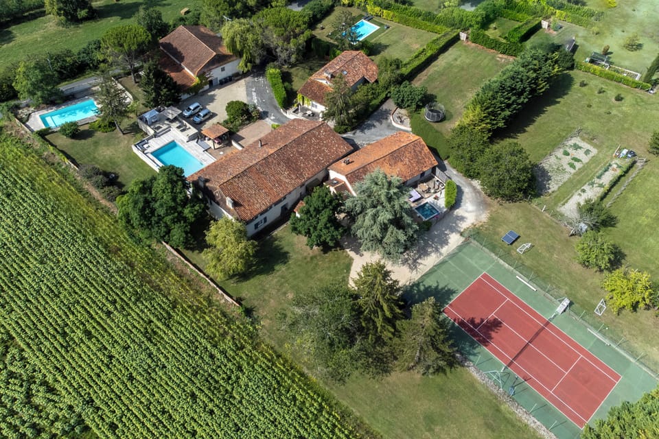 Sport court