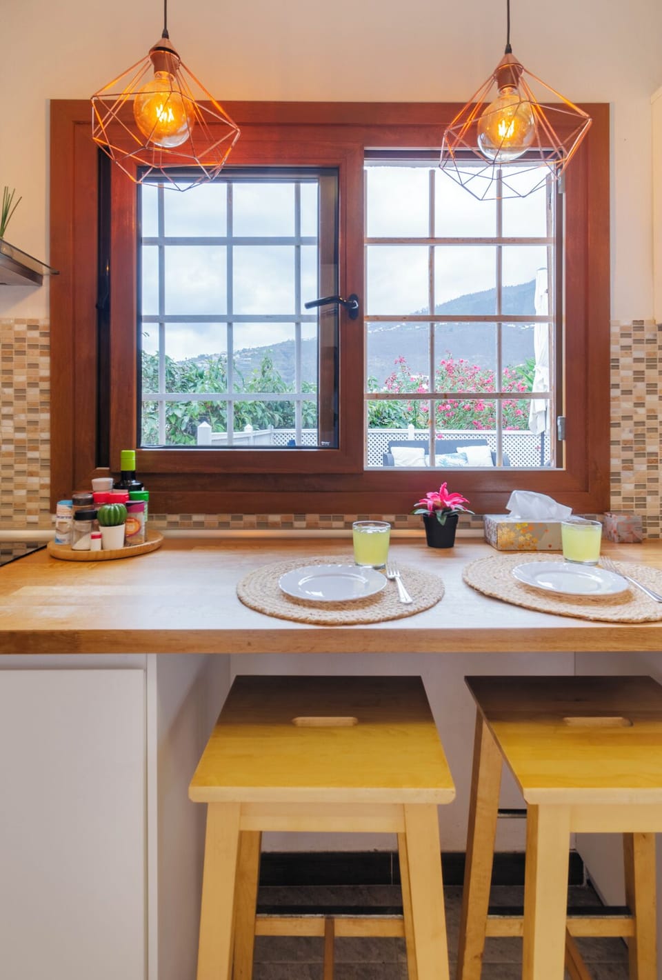 Main House - Kitchen