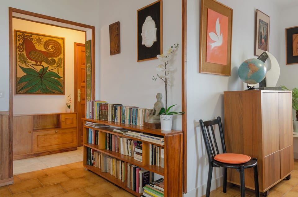 Main House - Dining & Living Room