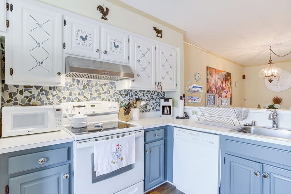 Kitchen | 1st Floor | Drip Coffee Maker | Toaster | Cooking Basics