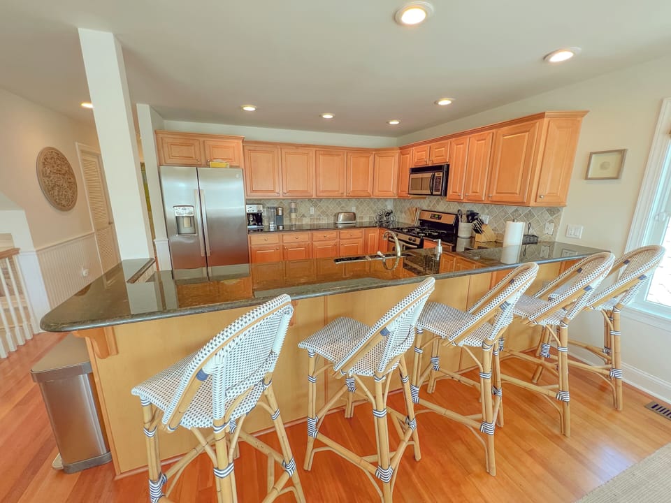 Counter seating in the kitchen