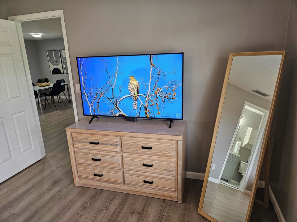 Master Bedroom has 55 in