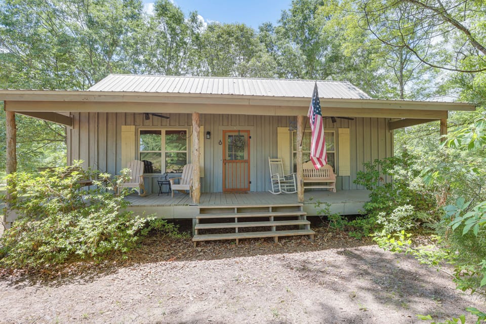 Exterior | Parking Driveway (2 Vehicles) | RV/Trailer Parking On-Site