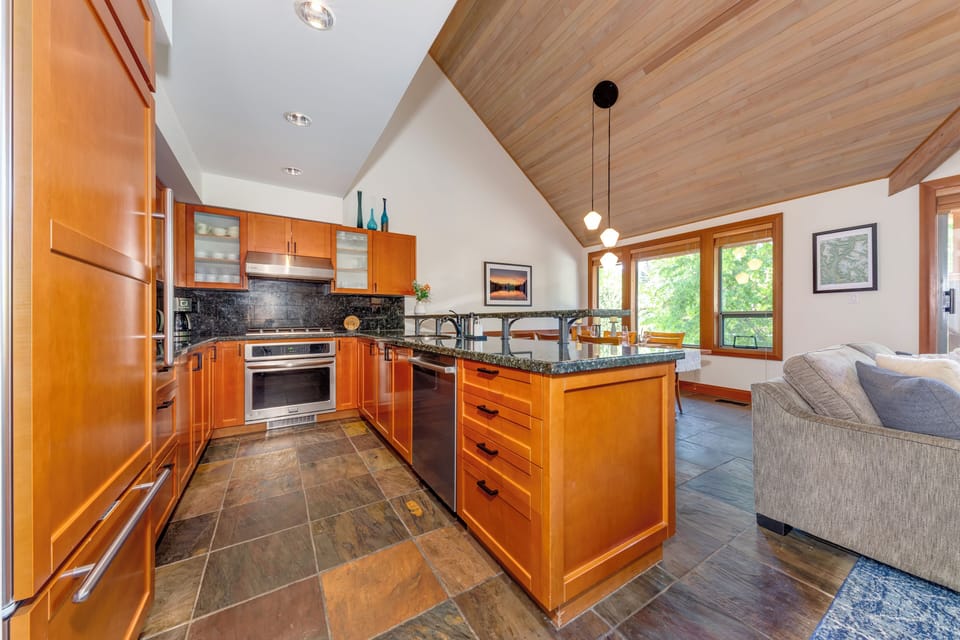 Fully Stocked Kitchen