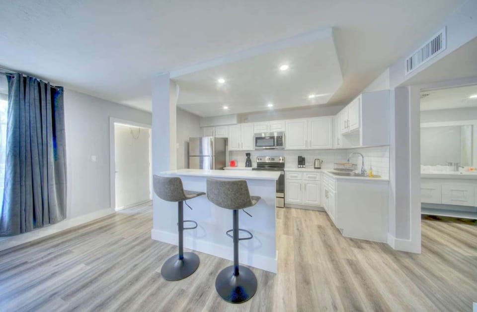Modern kitchen