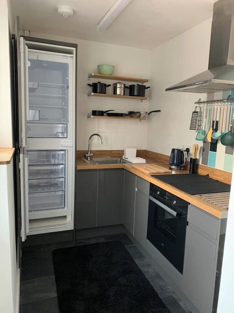 Fitted Kitchen / Fridge - Freezer