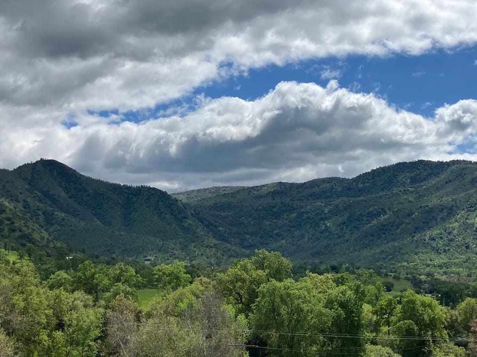 Enjoy the magestic mountain views while enjoying coffee or wine from the balcony