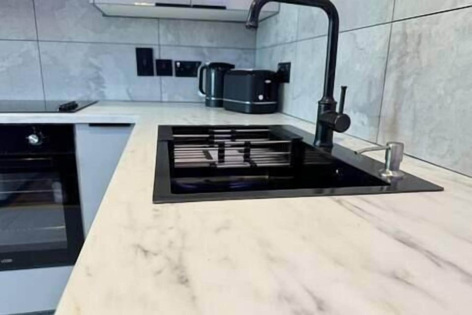 Modern Fittings & Fixtures