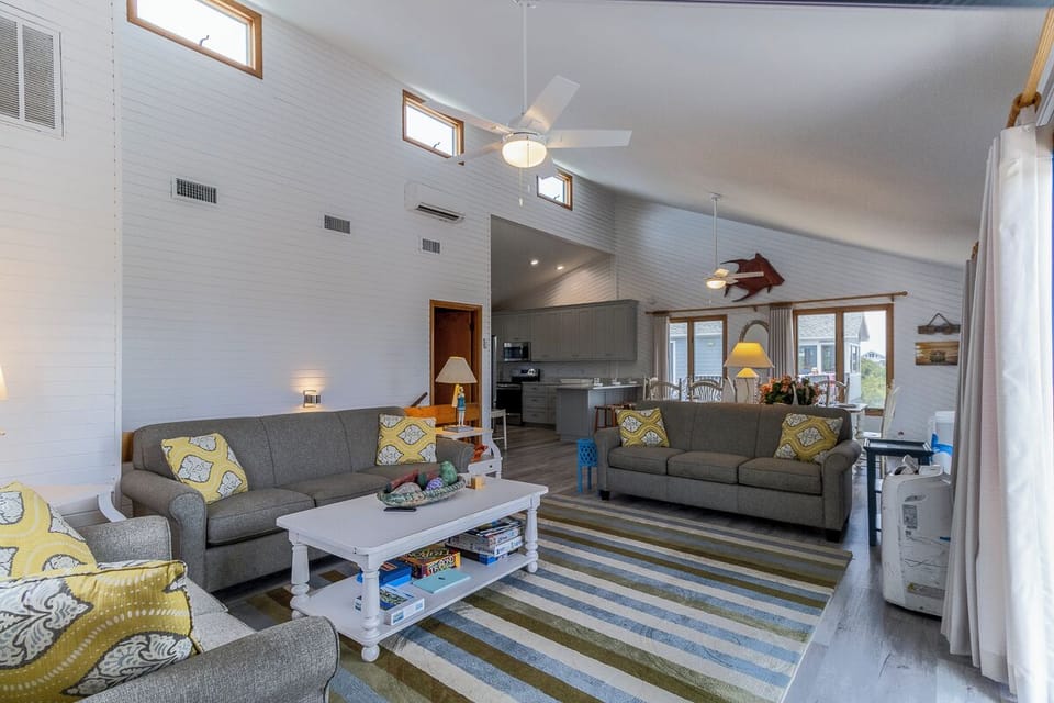 Top Level Living Area