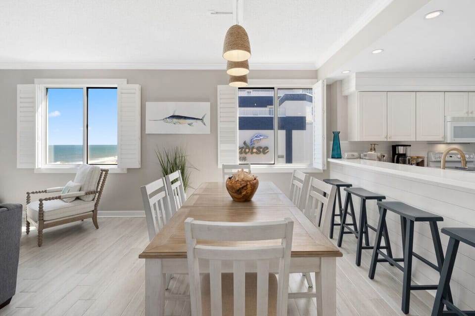 Living Room/Dining Room/ Kitchen