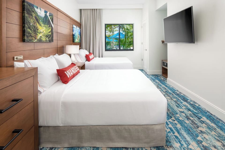 2 Queen beds