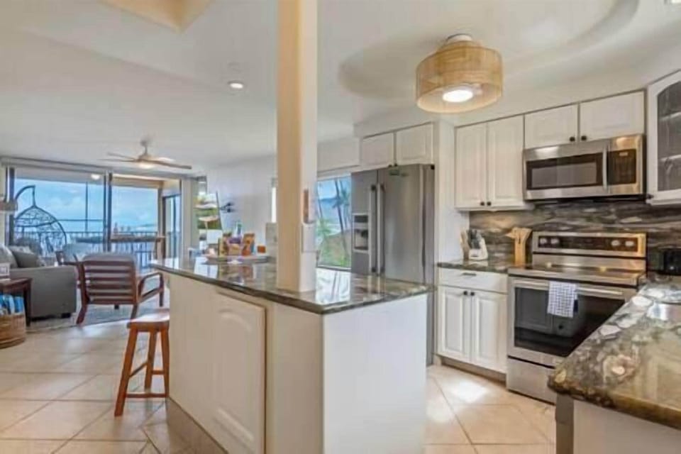 Beautifully updated 2 bedroom 2 bathroom coastal condo