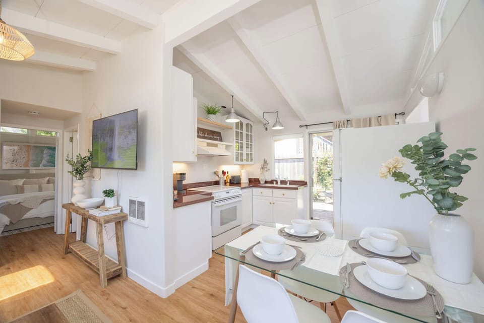Cozy dining area with a 4-seater table for shared moments