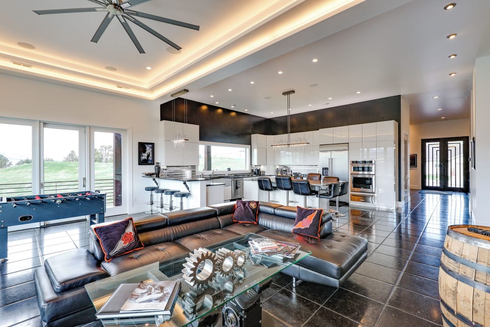 Living Room | Main Level | Smart TV | Free WiFi | Gas Fireplace | Foosball Table