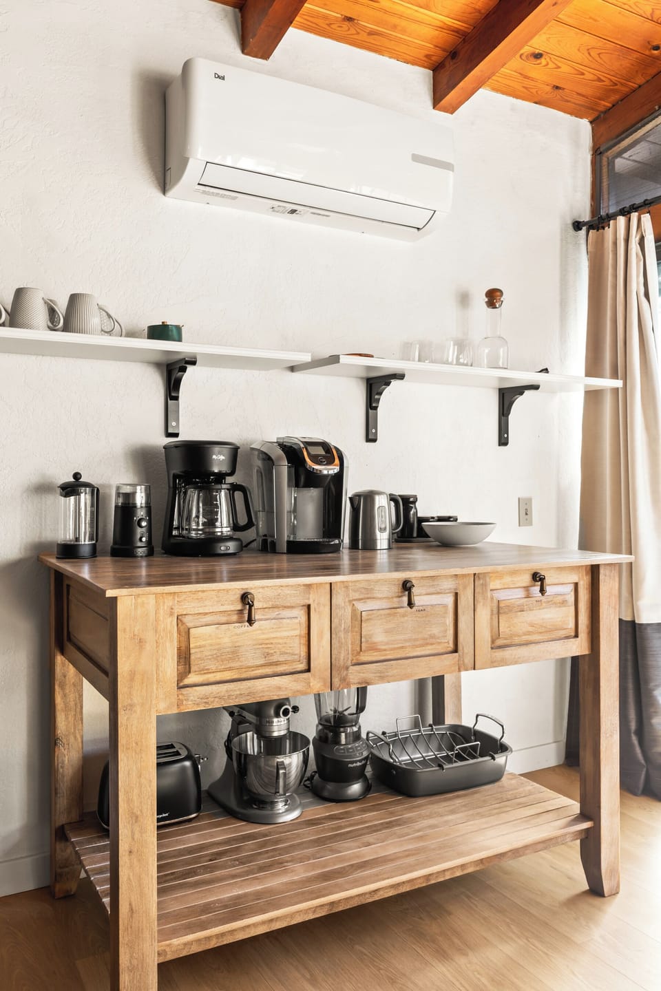 Coffee bar with full kitchen appliances for all holidays.